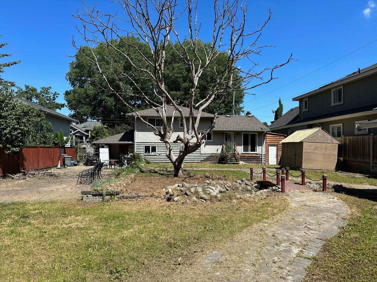 Listing Image 8