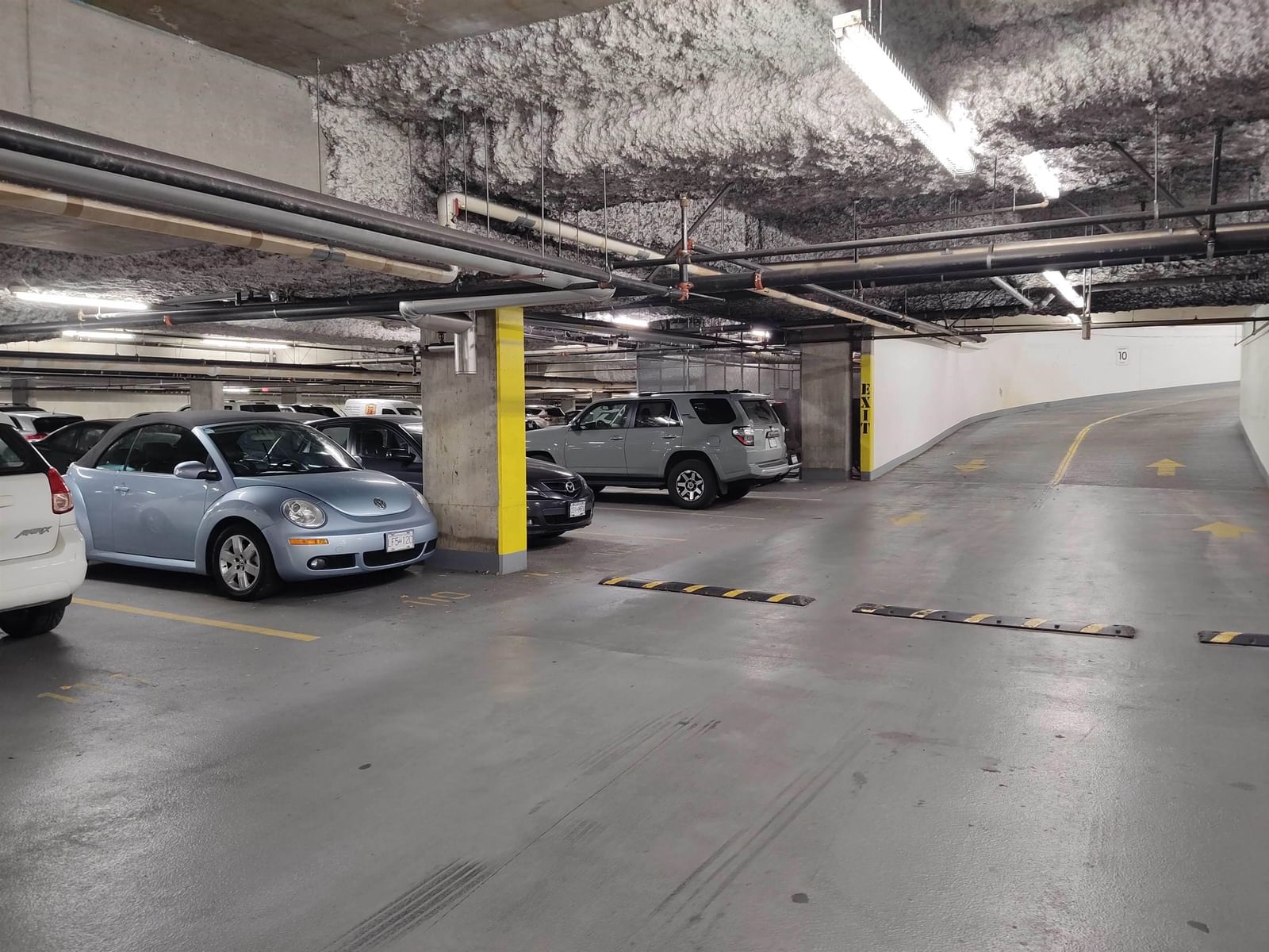 Listing Image 14
