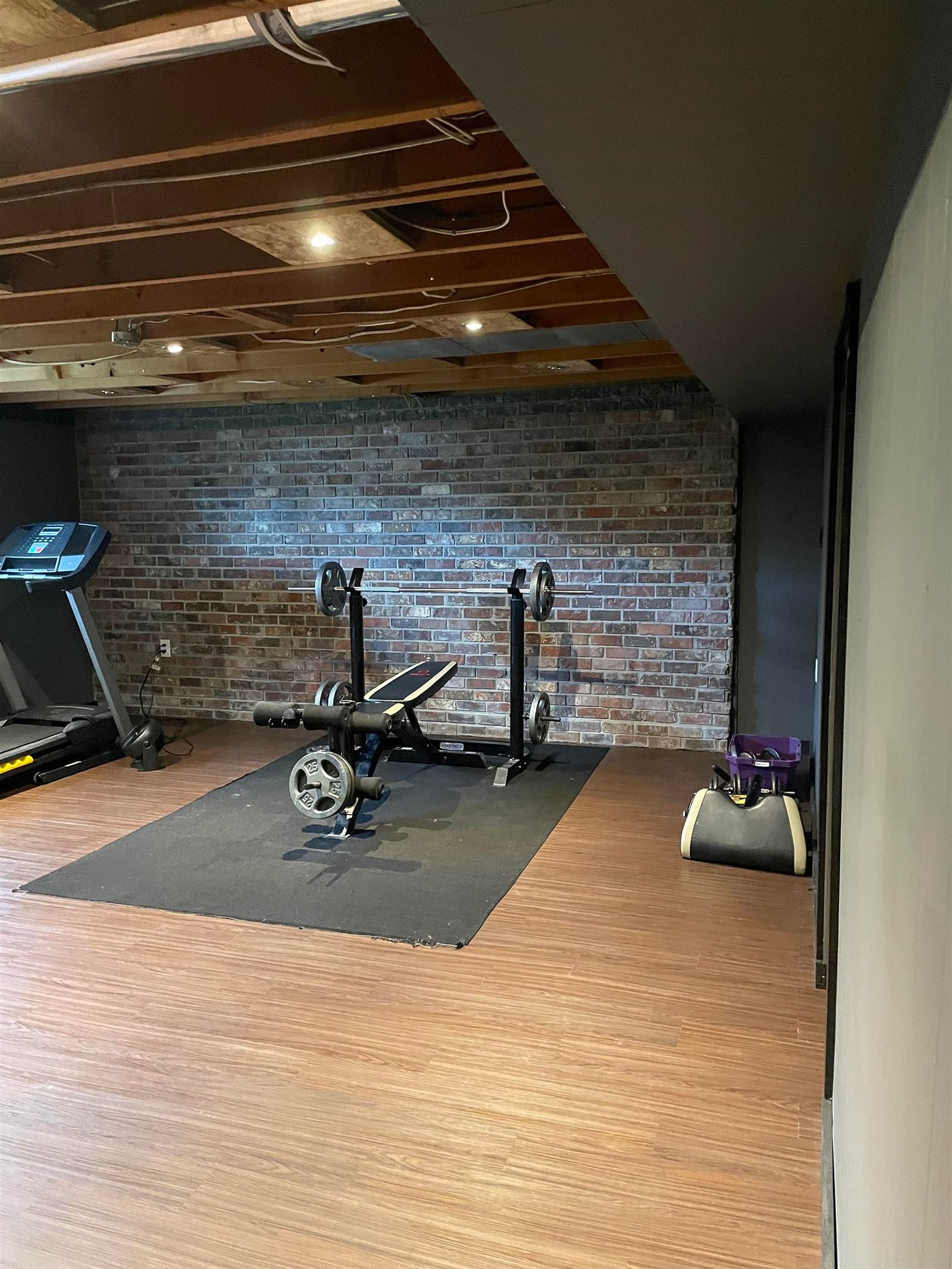 Listing Image 22