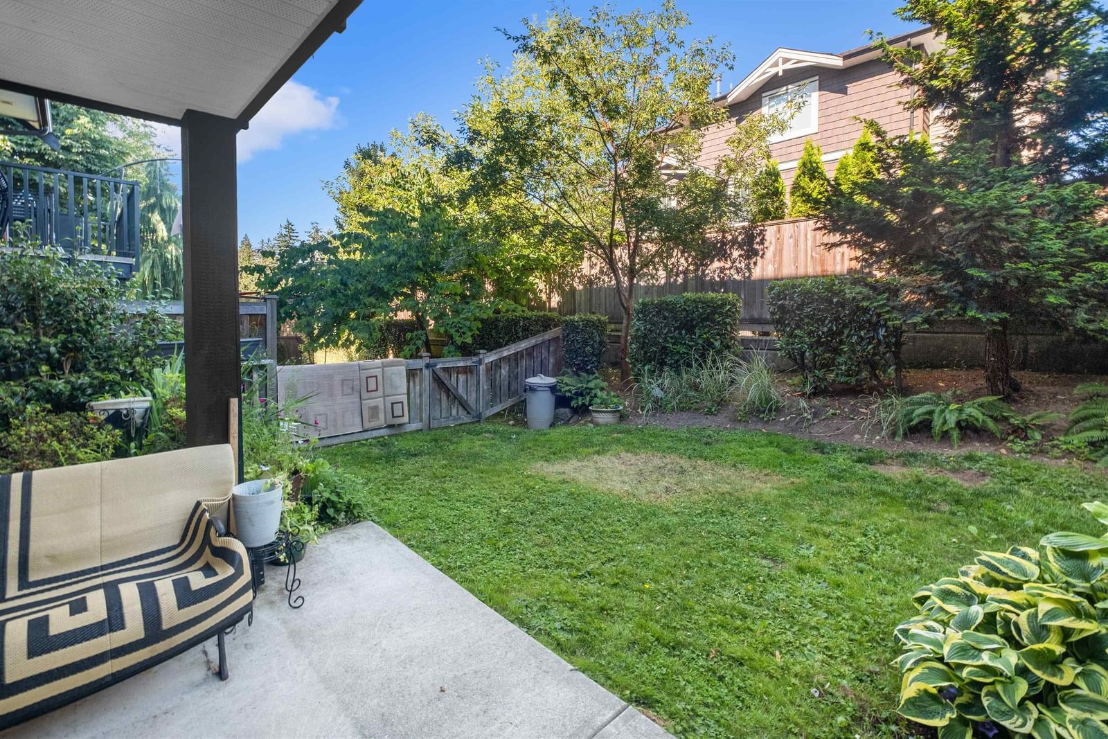 Listing Image 11