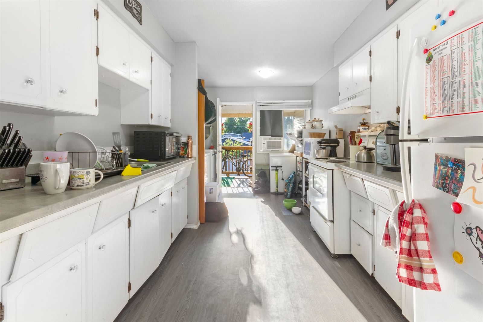 Listing Image 10