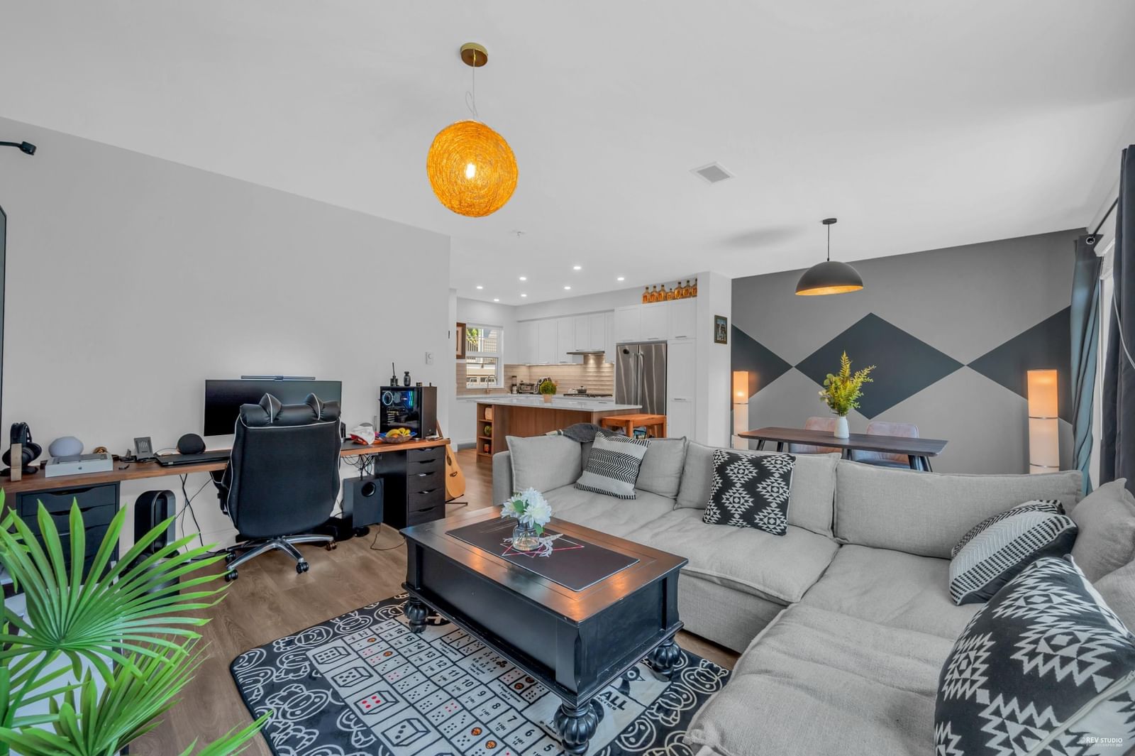 Listing Image 15