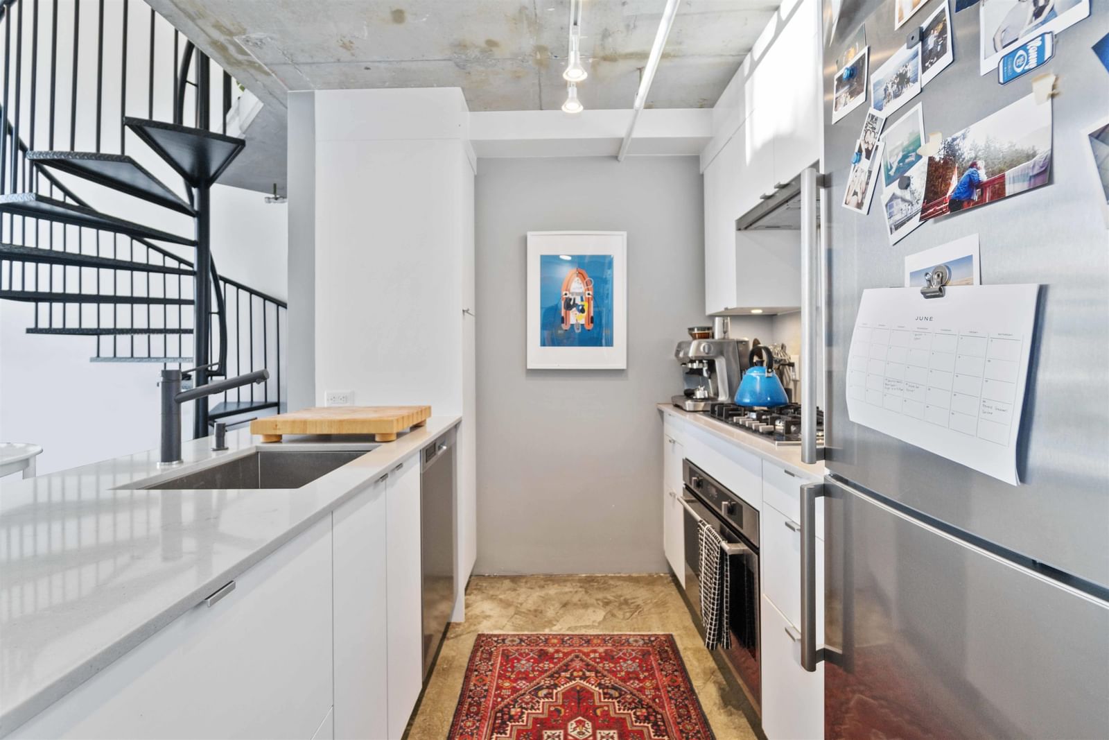Listing Image 6