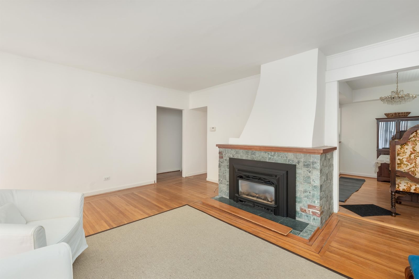 Listing Image 18