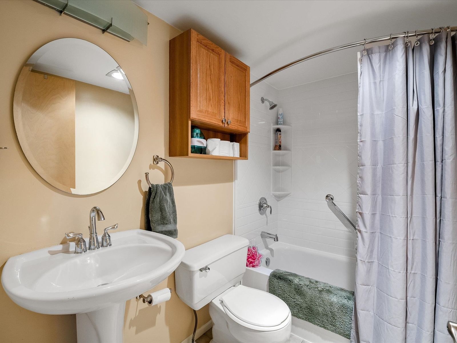 Listing Image 12