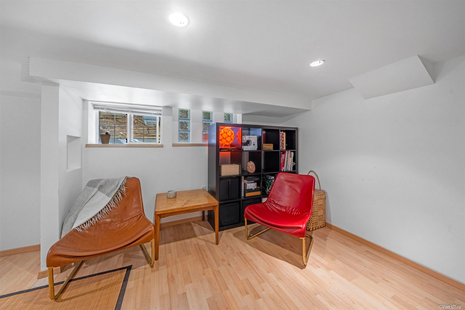 Listing Image 25