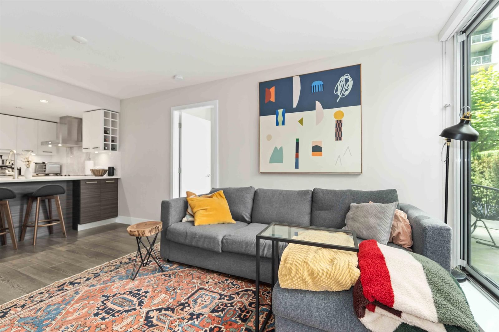 Listing Image 22