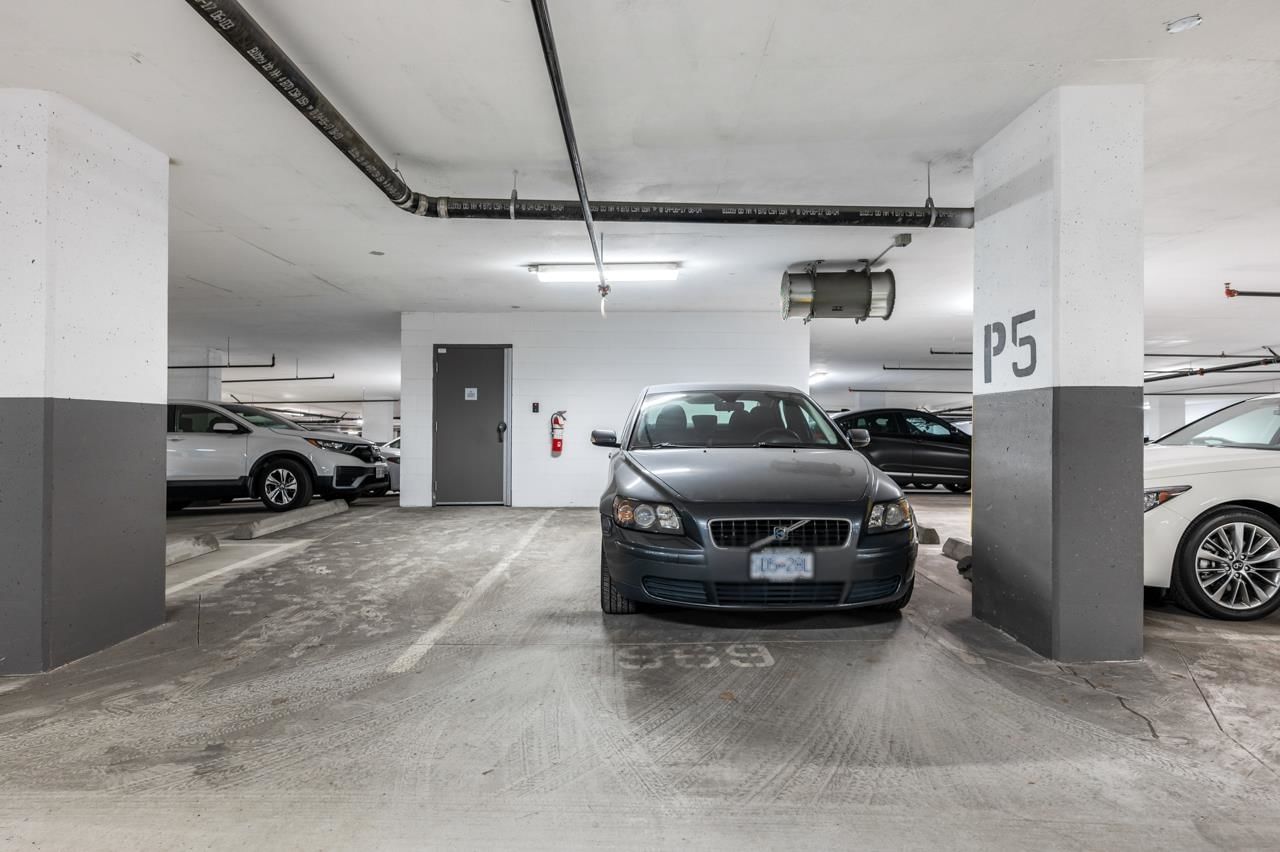 Listing Image 21