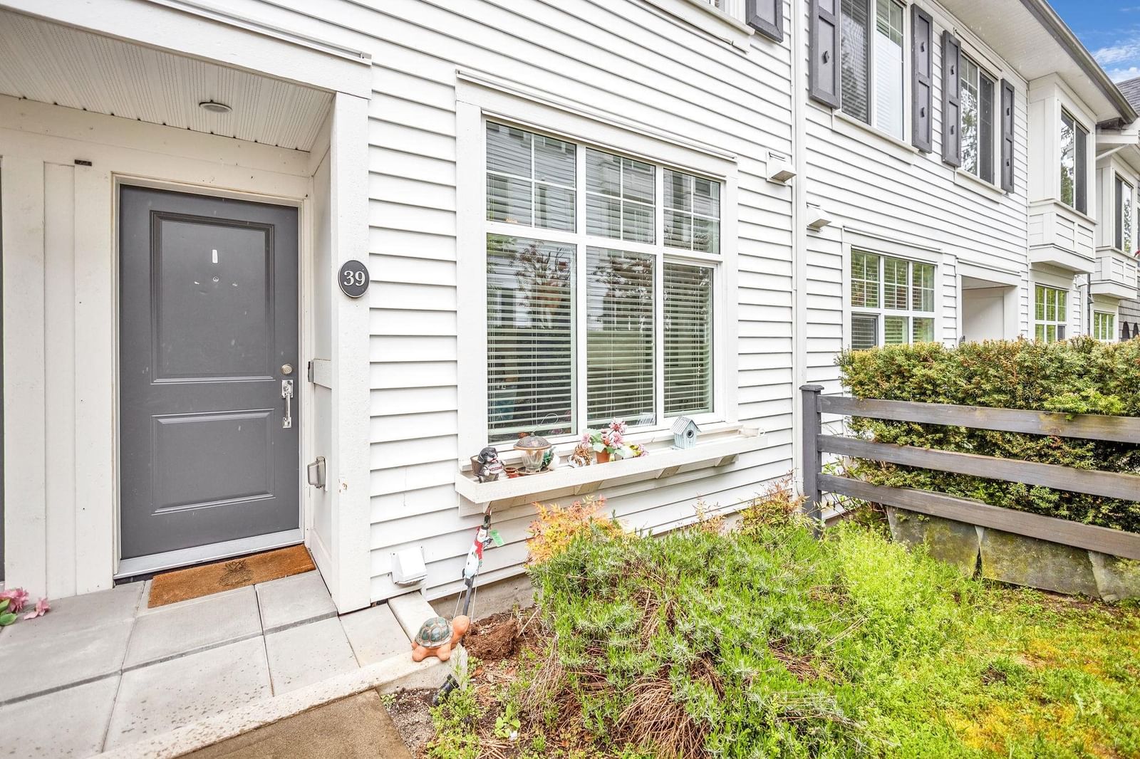 Listing Image 24