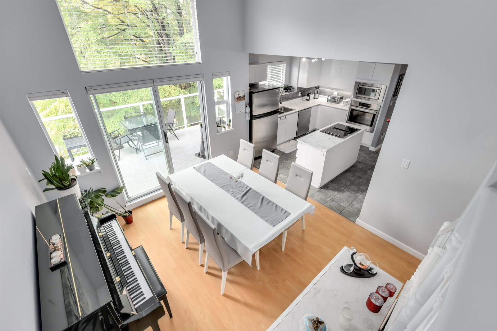 Listing Image 10
