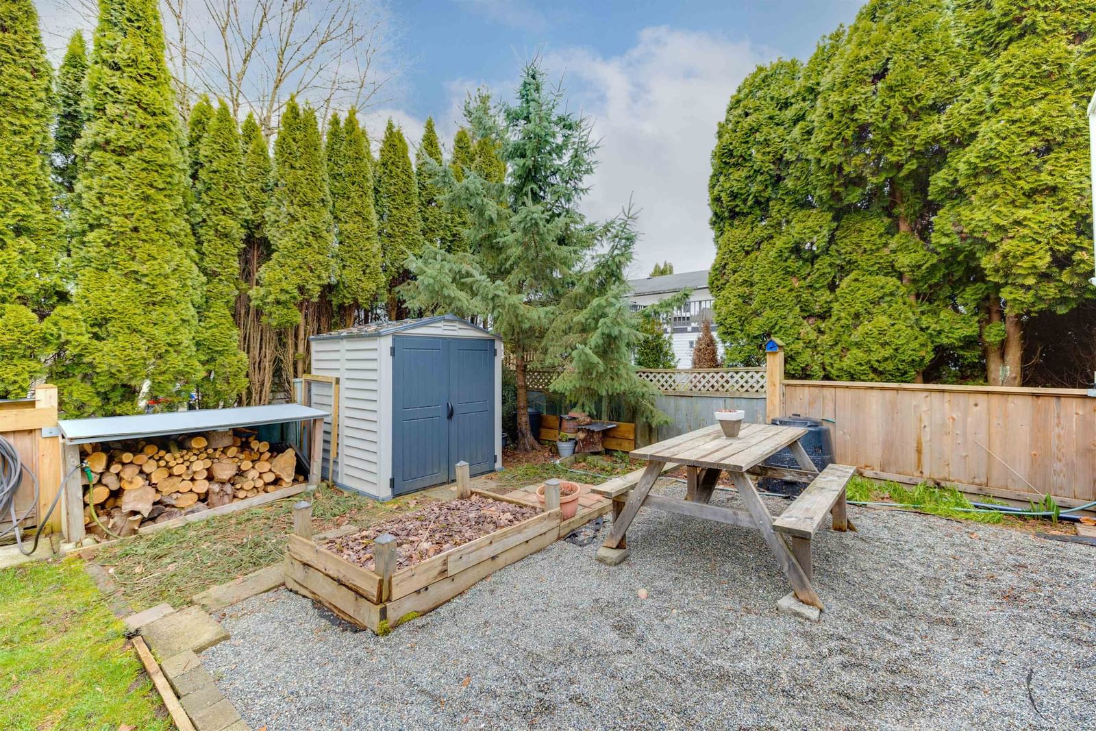 Listing Image 24