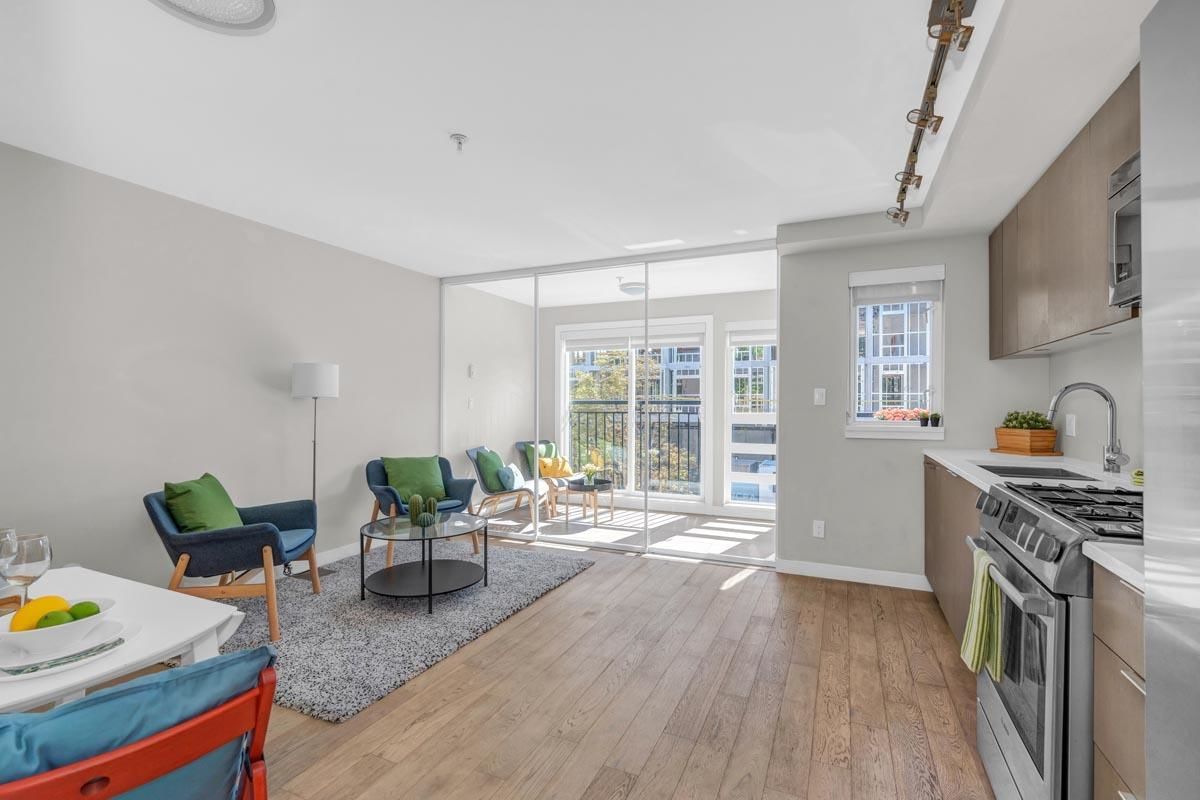 Listing Image 3