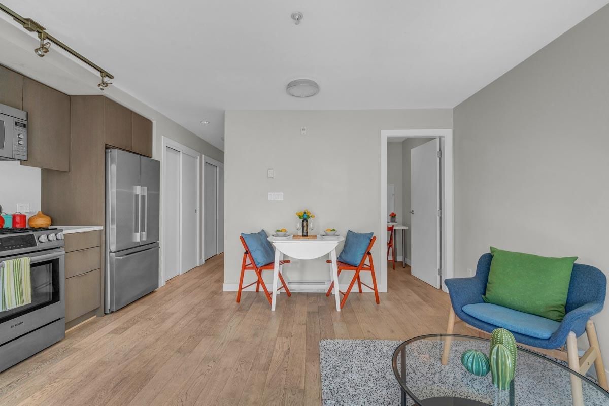 Listing Image 6