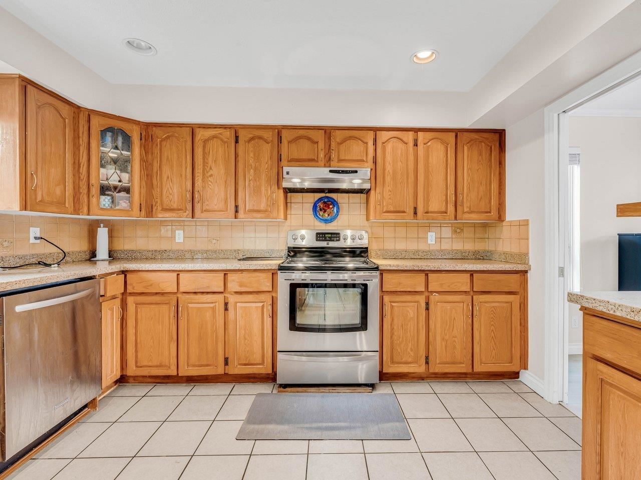 Listing Image 18
