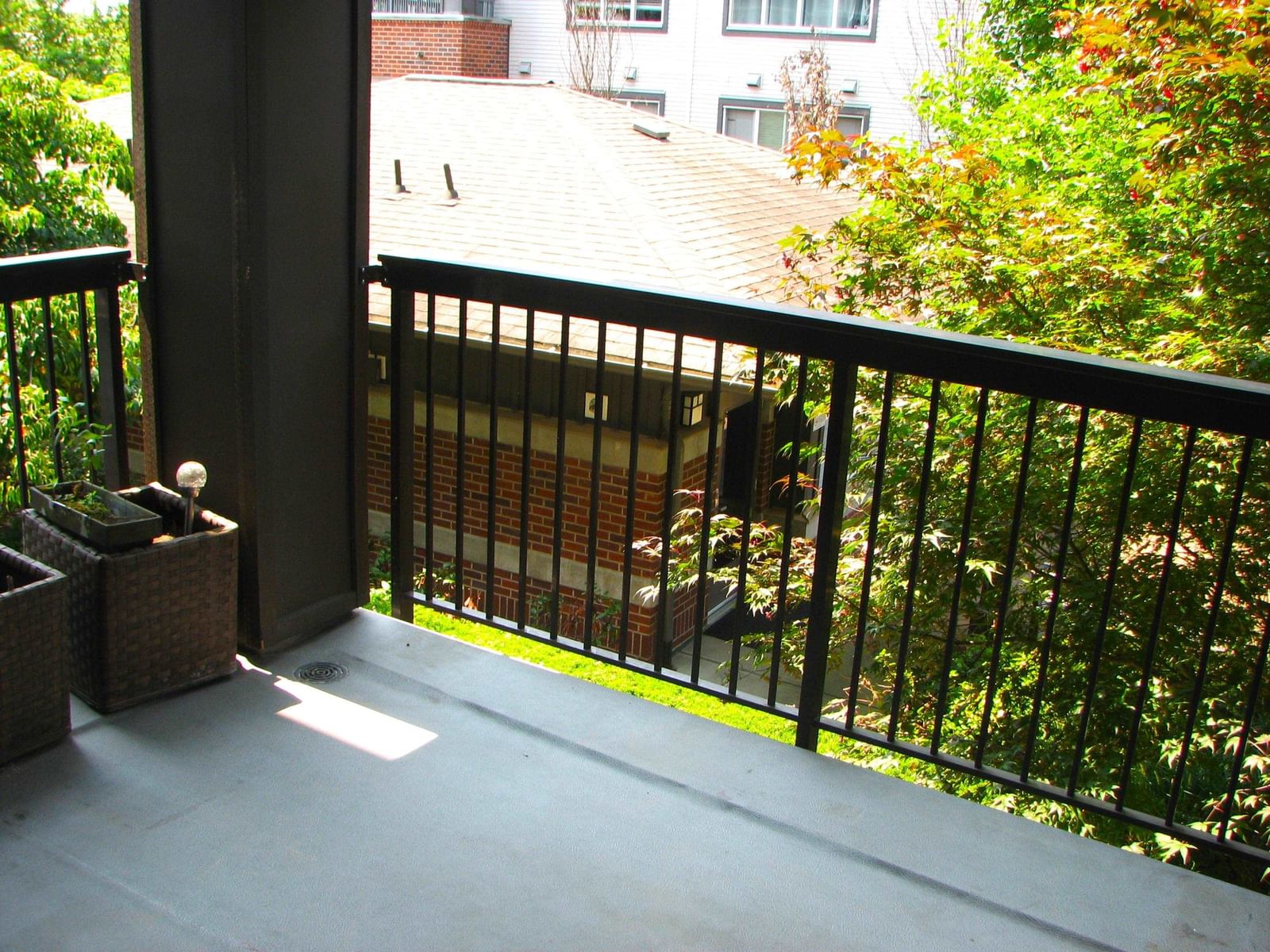 Listing Image 16