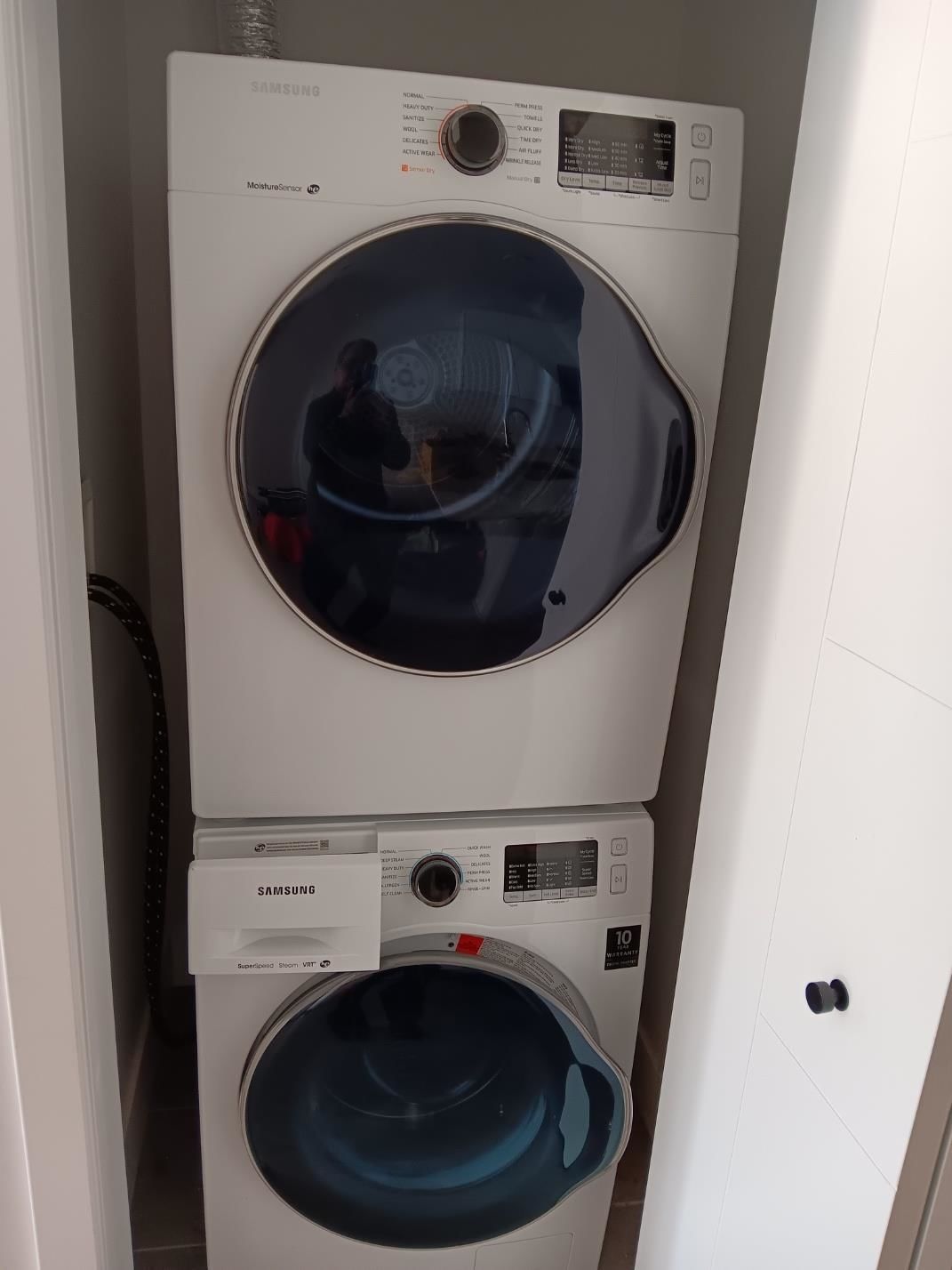 Listing Image 11