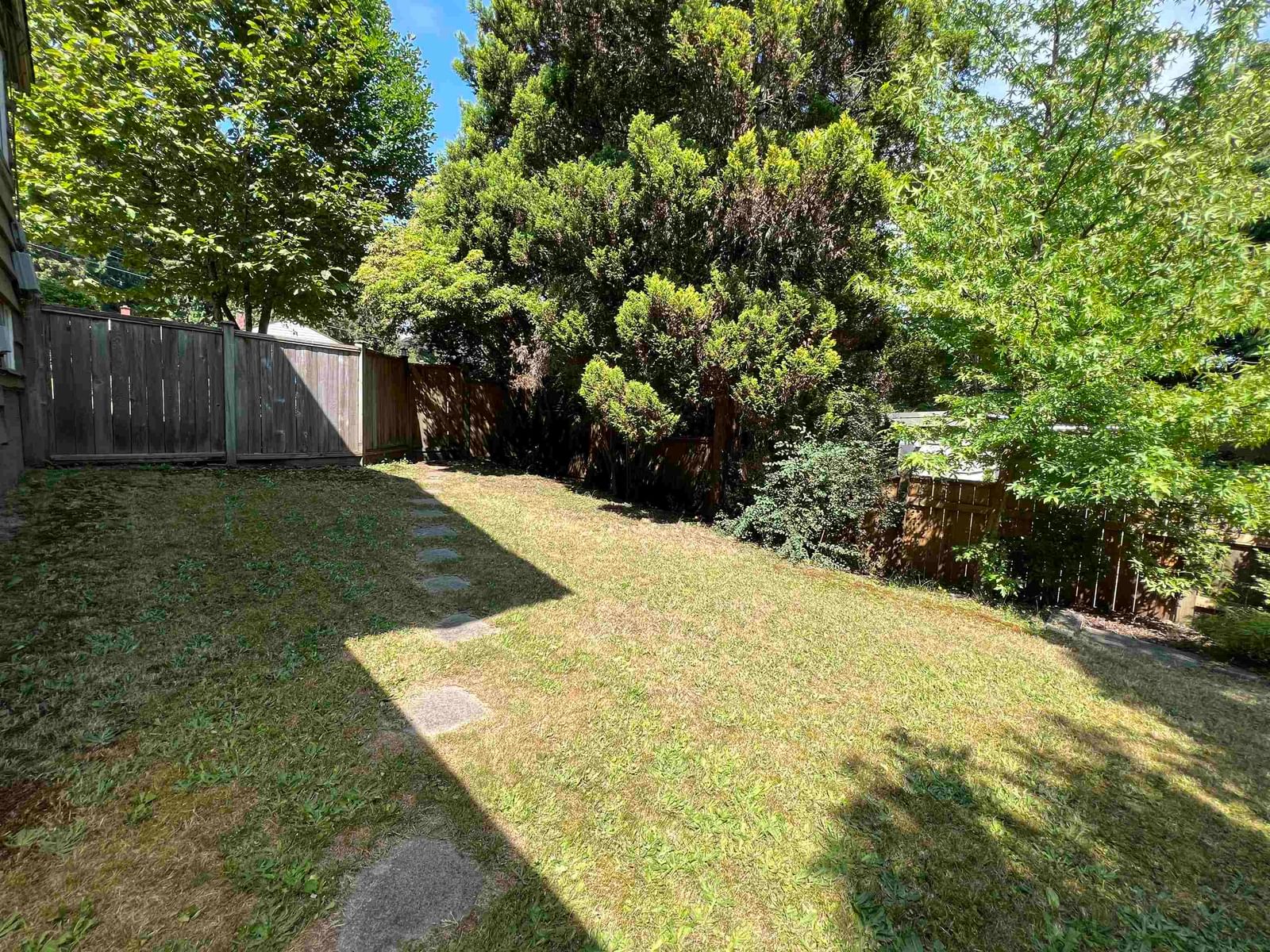 Listing Image 40