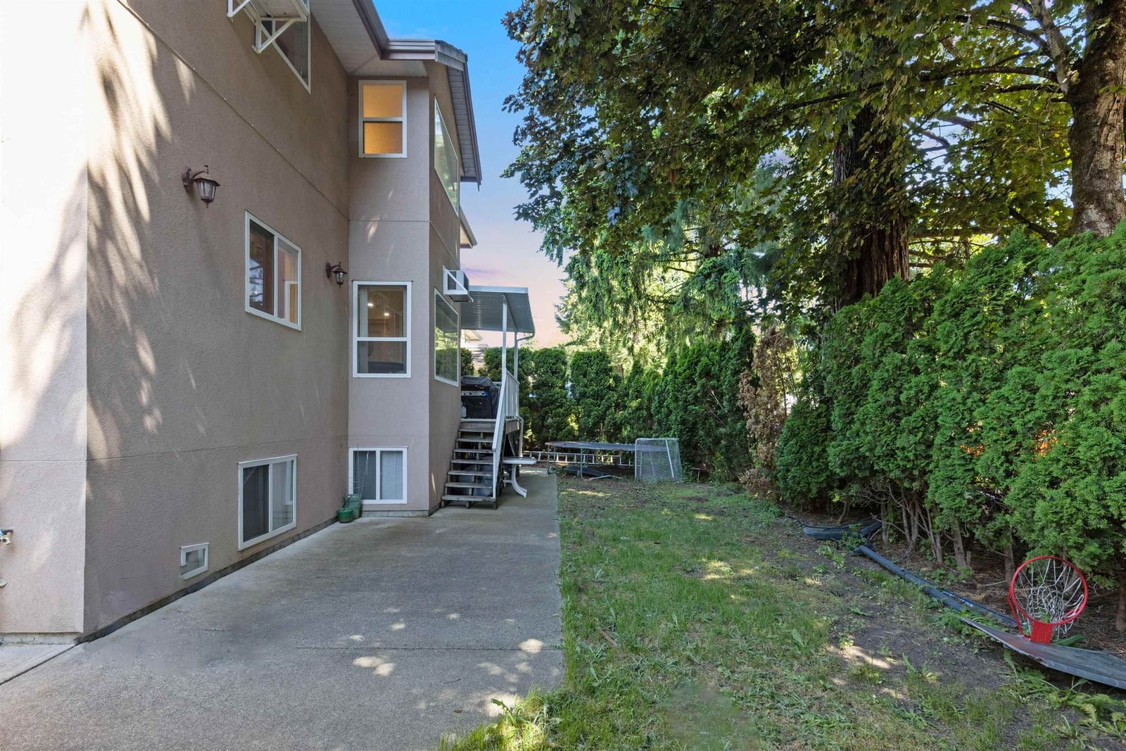 Listing Image 28