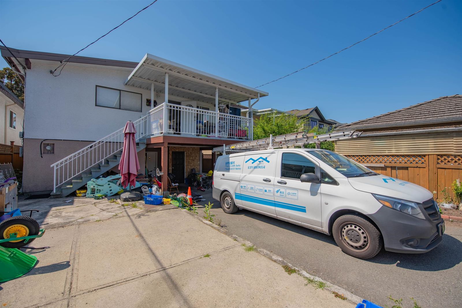 Listing Image 4