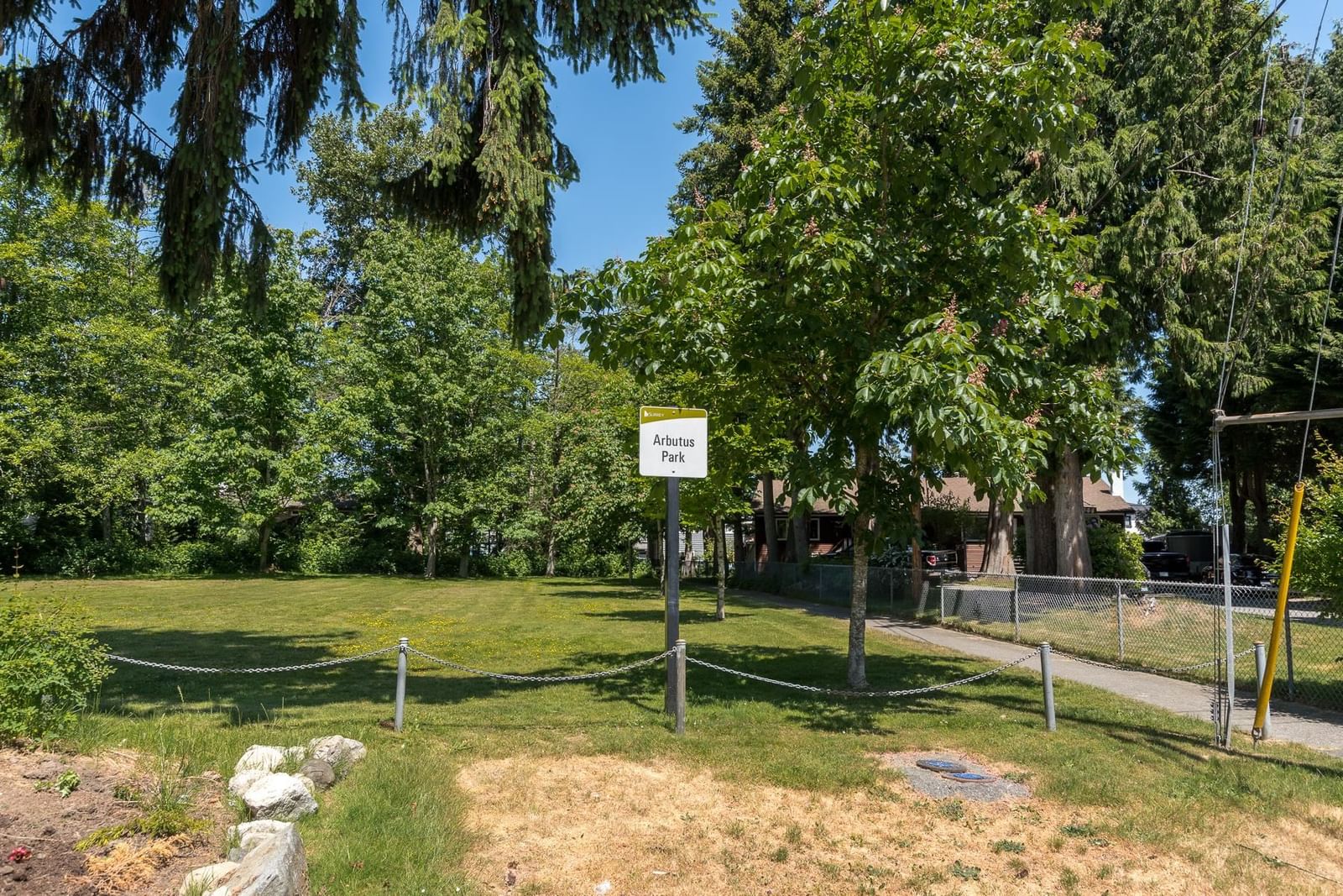 Listing Image 32