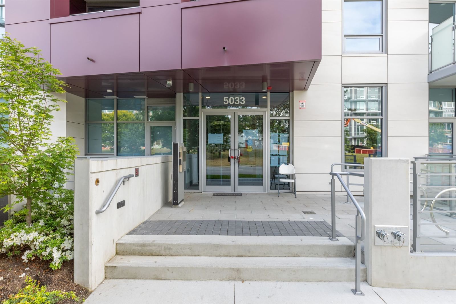Listing Image 16