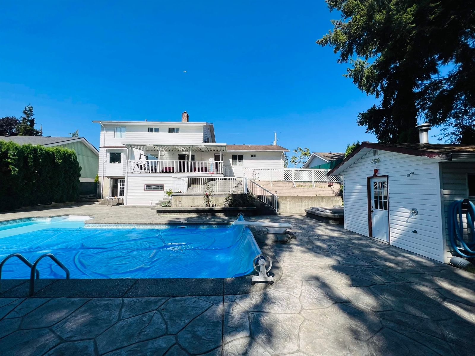 Listing Image 9