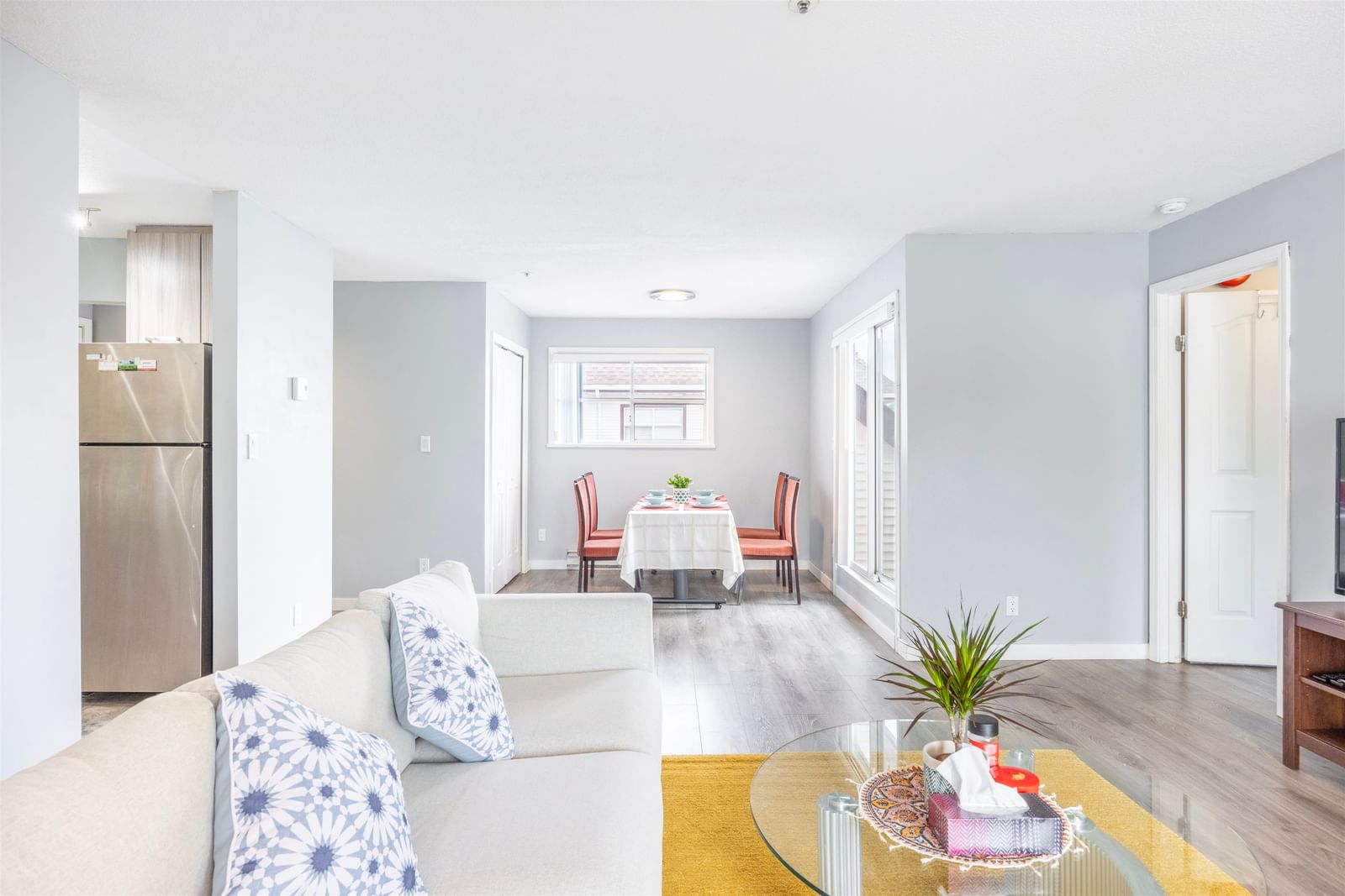Listing Image 15