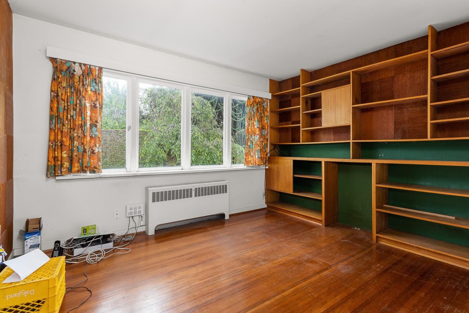 Listing Image 19