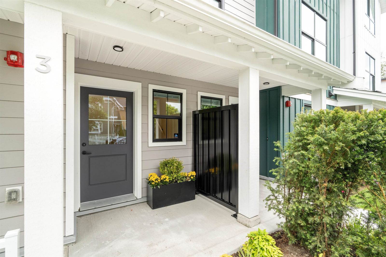 Listing Image 19