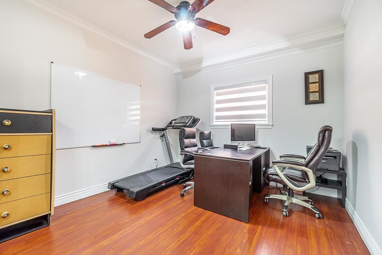 Listing Image 22