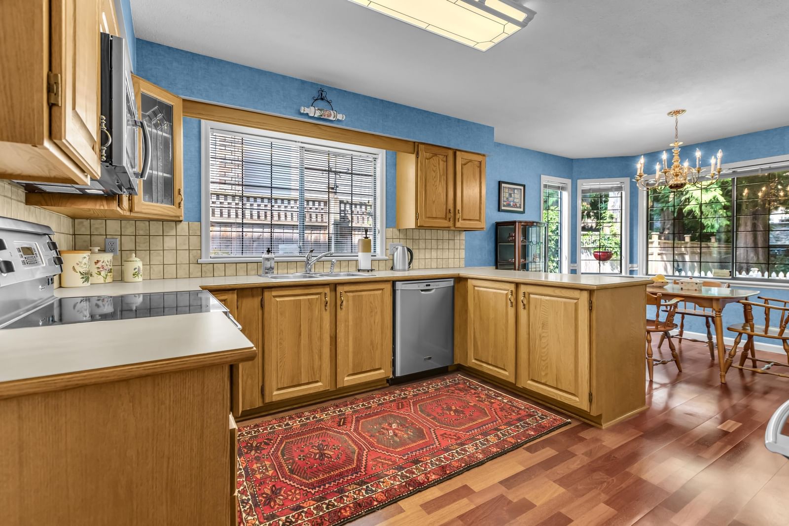 Listing Image 14