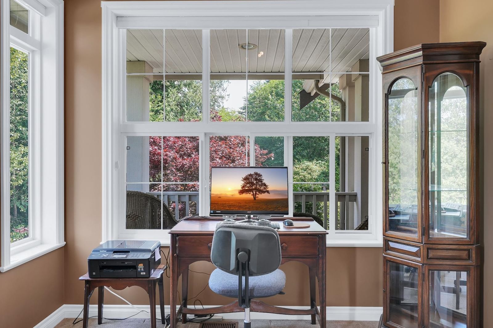 Listing Image 10