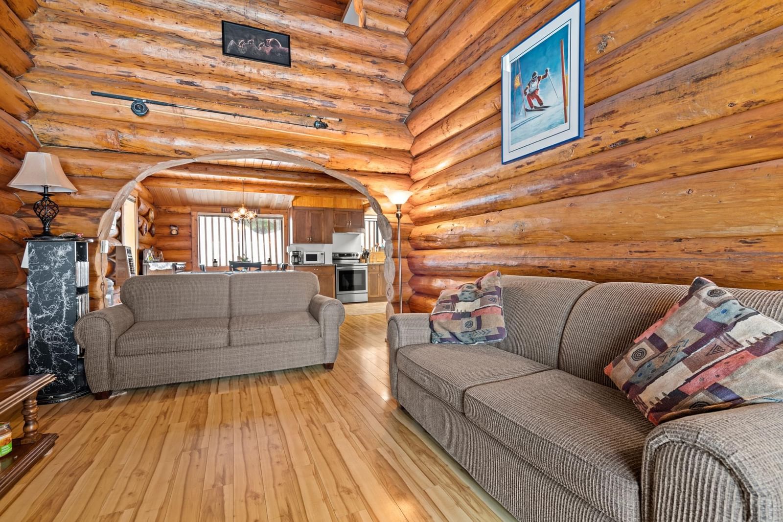Listing Image 6