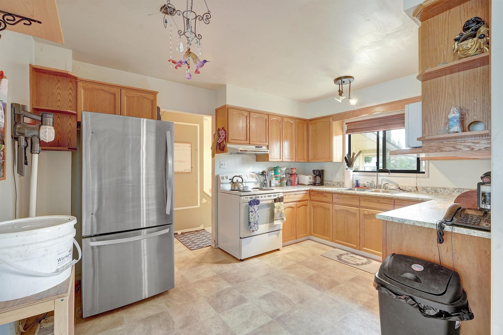 Listing Image 15