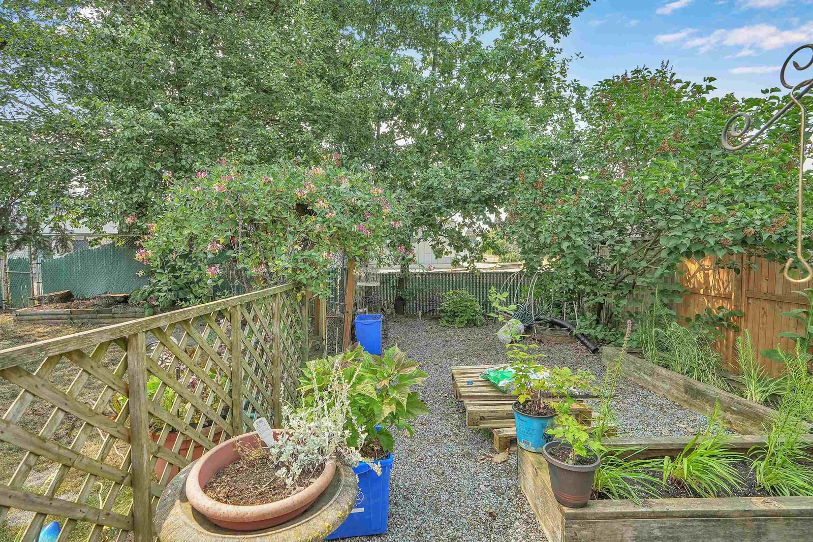 Listing Image 32