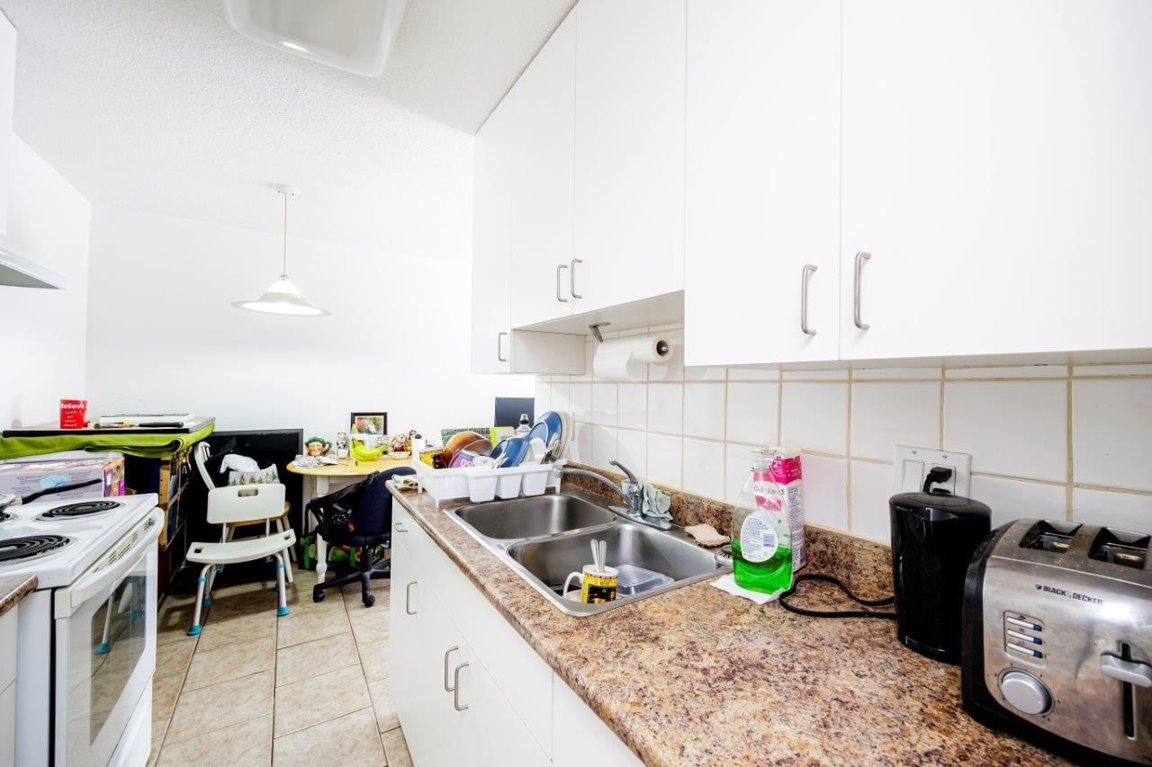 Listing Image 17