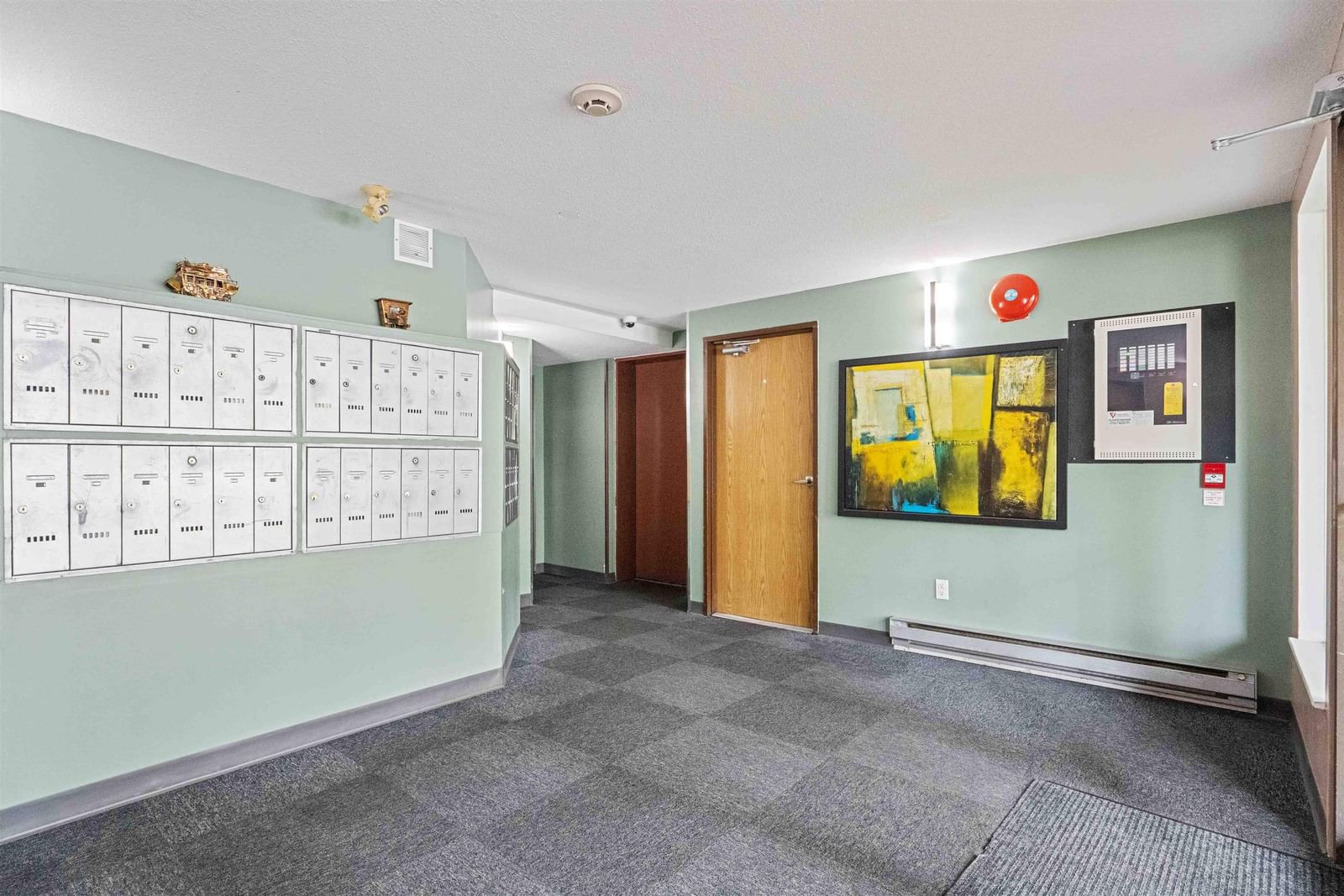 Listing Image 22