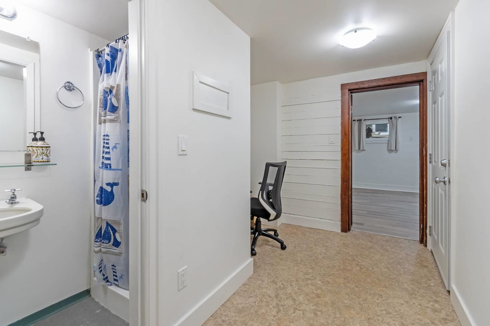 Listing Image 33