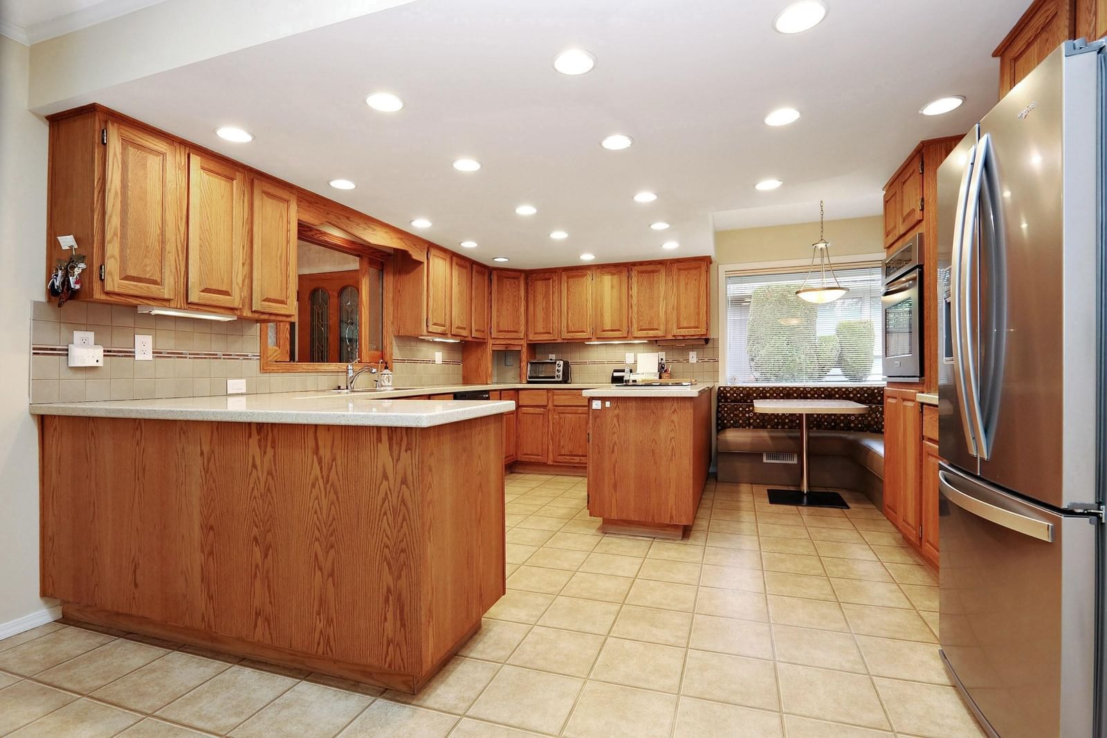 Listing Image 12