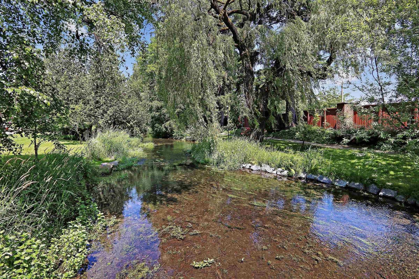 Listing Image 27