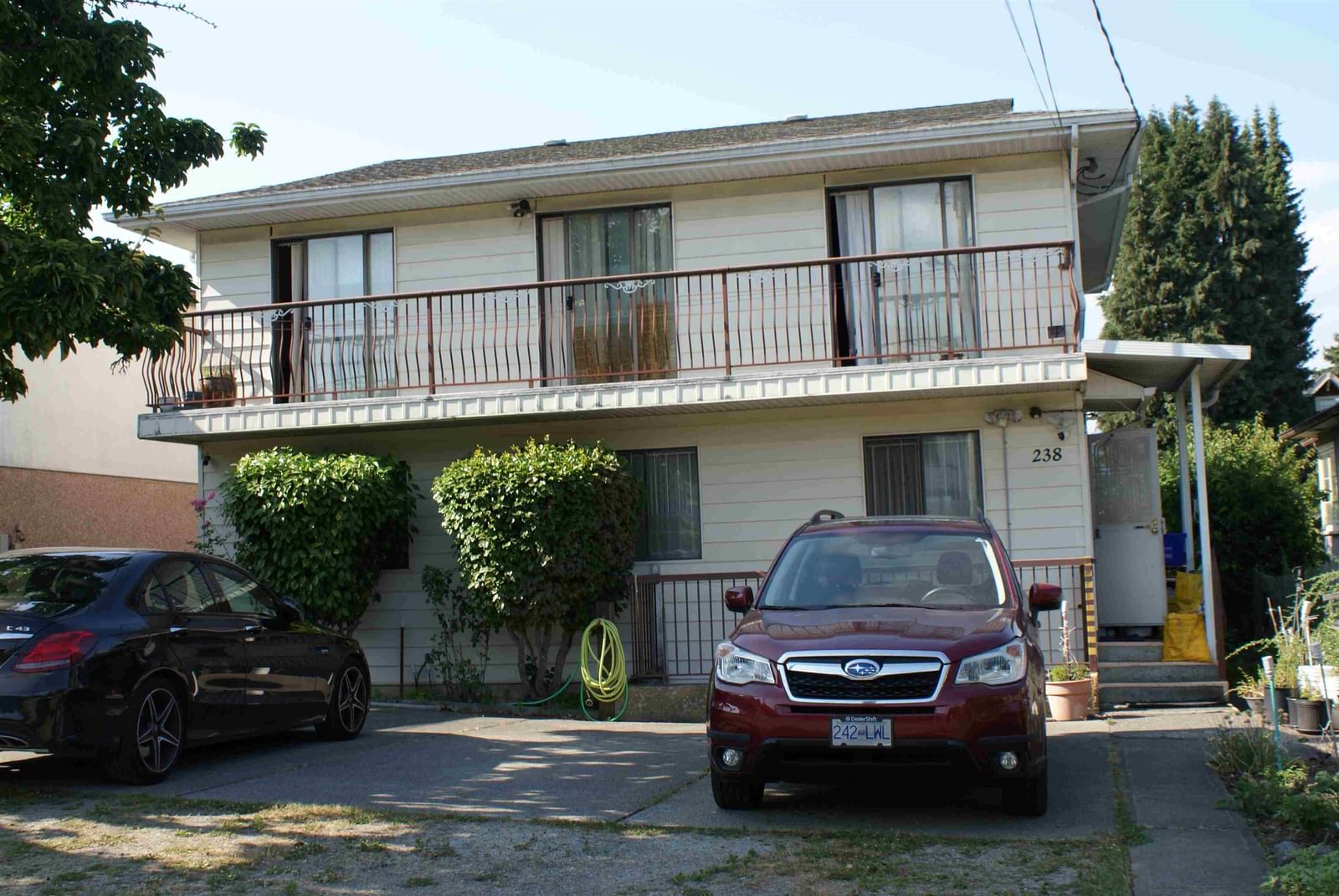 Listing Image 3