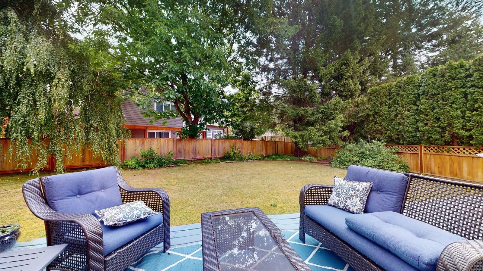 Listing Image 11