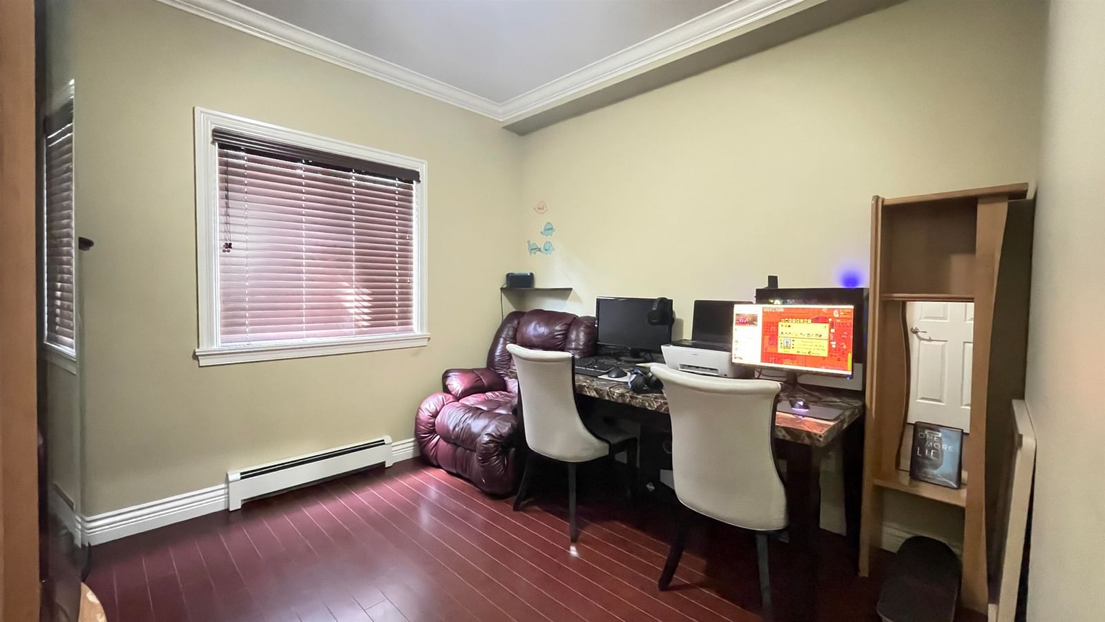 Listing Image 15