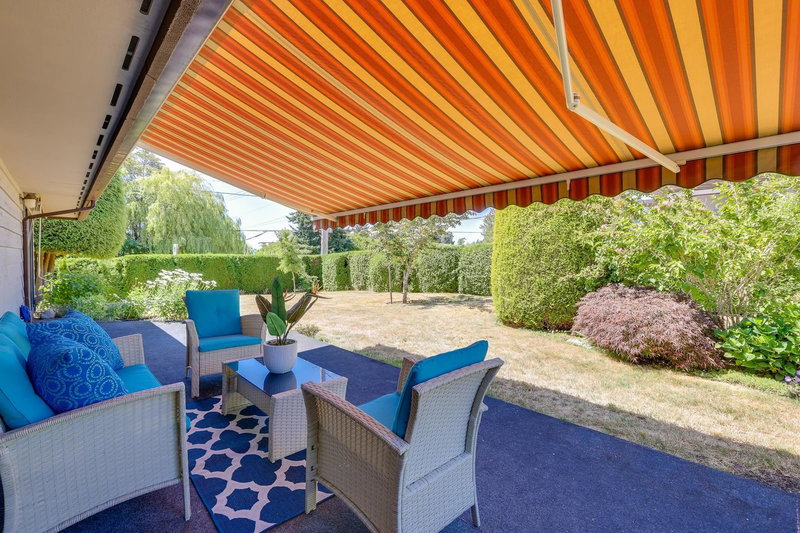 14015 Marine Drive, White Rock, V4B 1A6 | Image 2