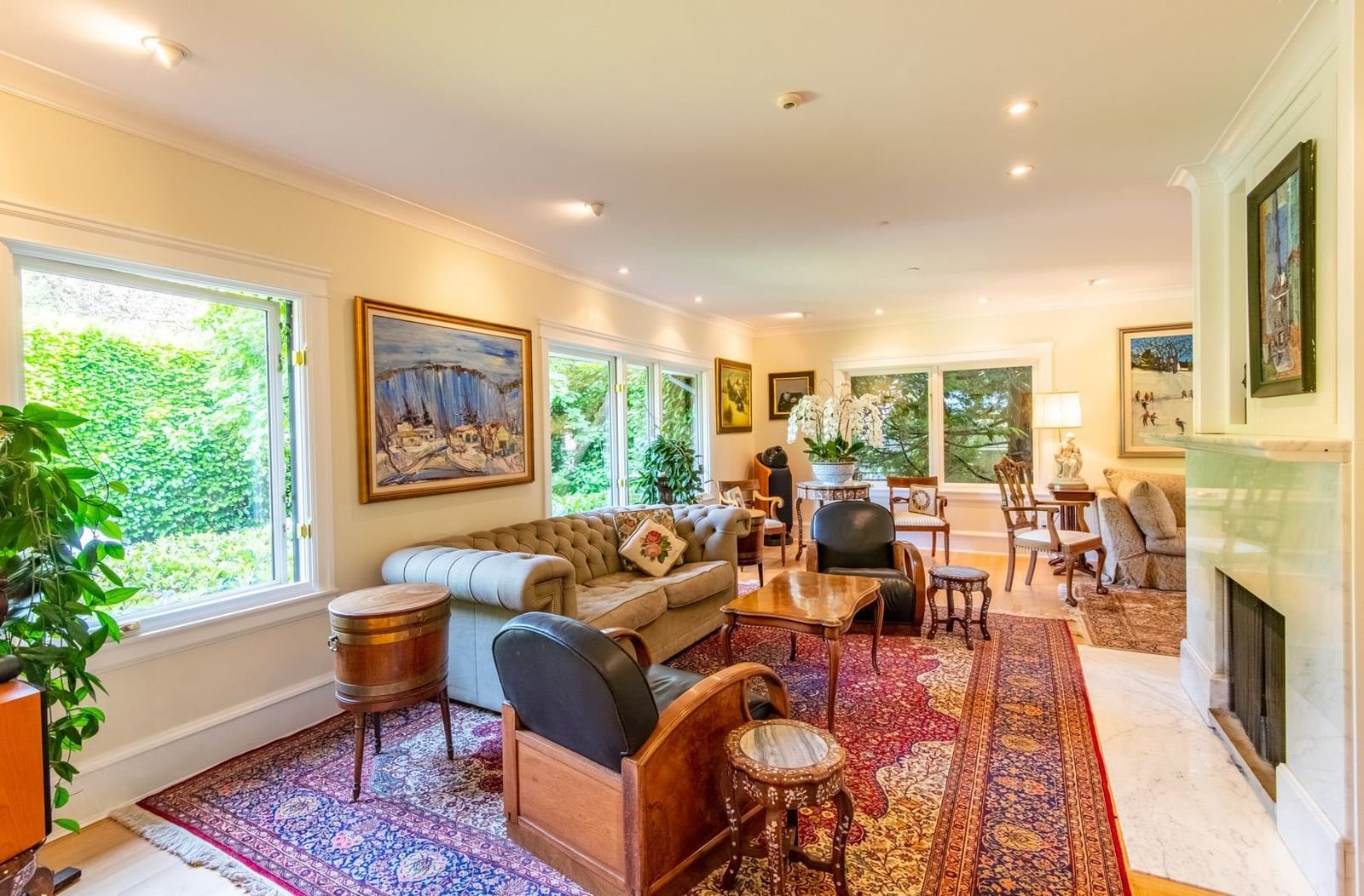Listing Image 10
