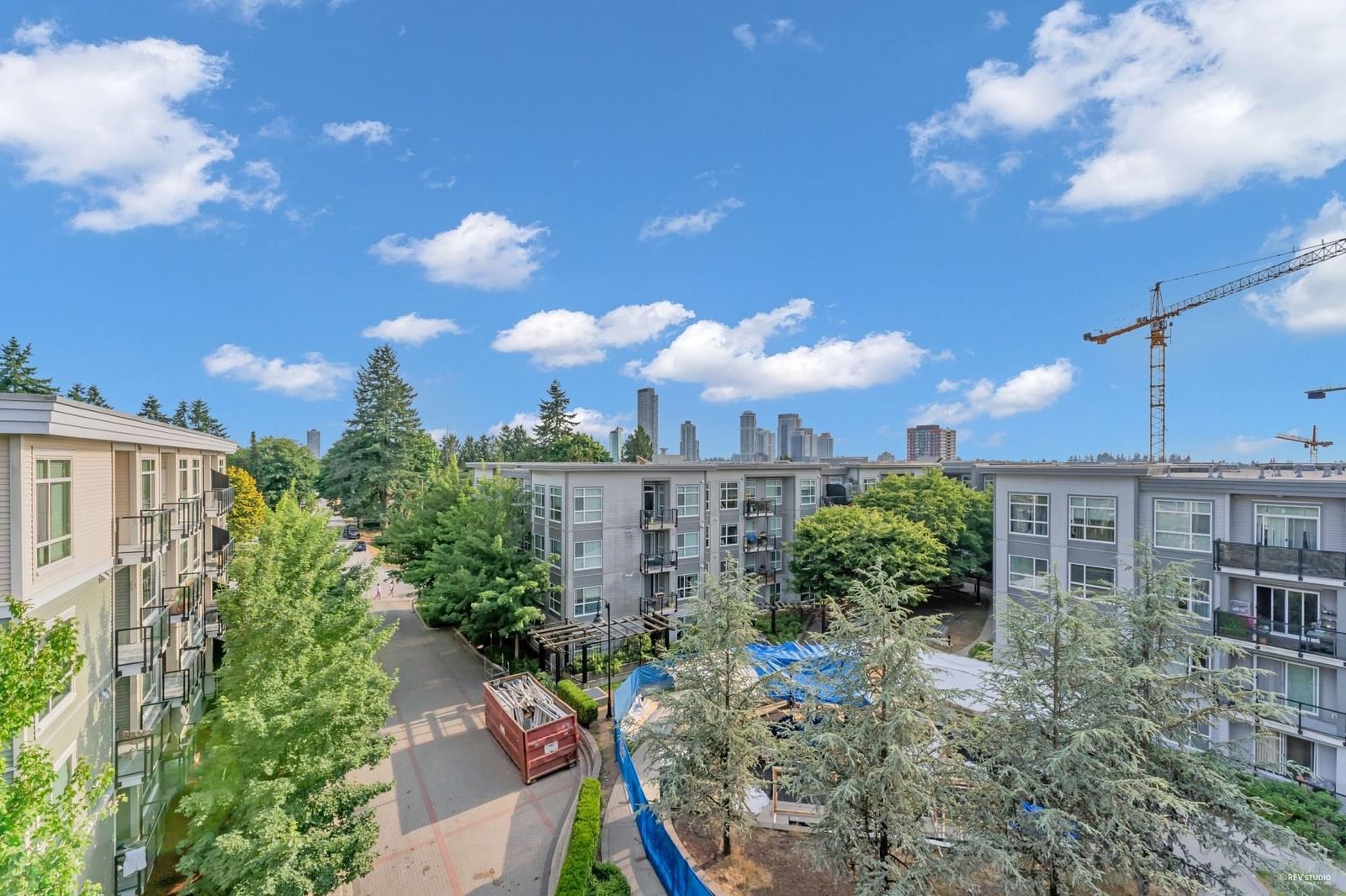 Listing Image 12