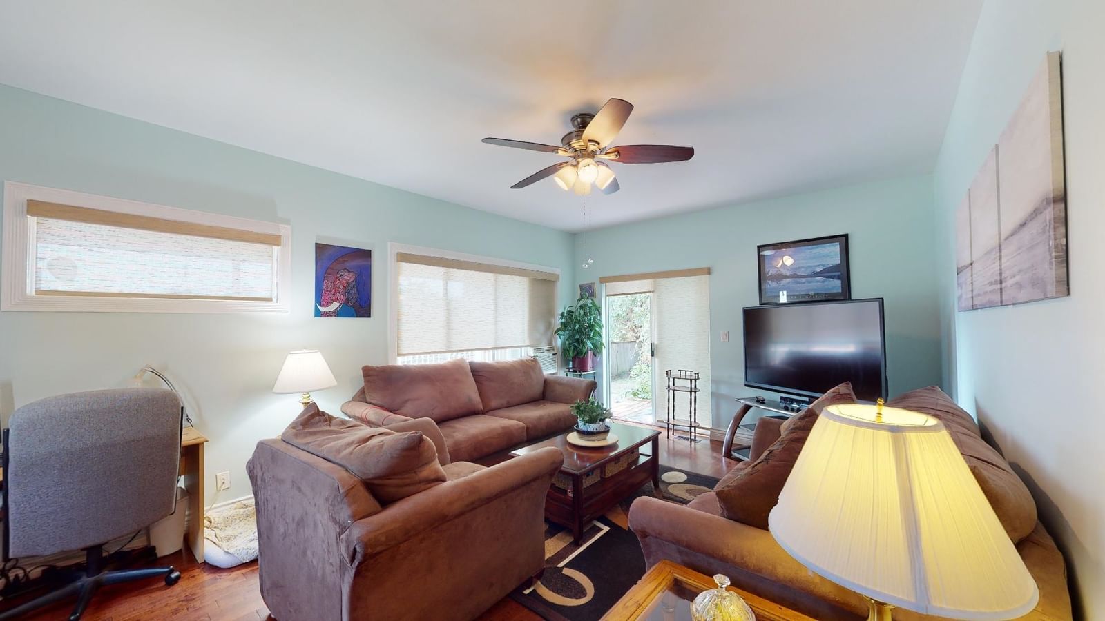 Listing Image 20