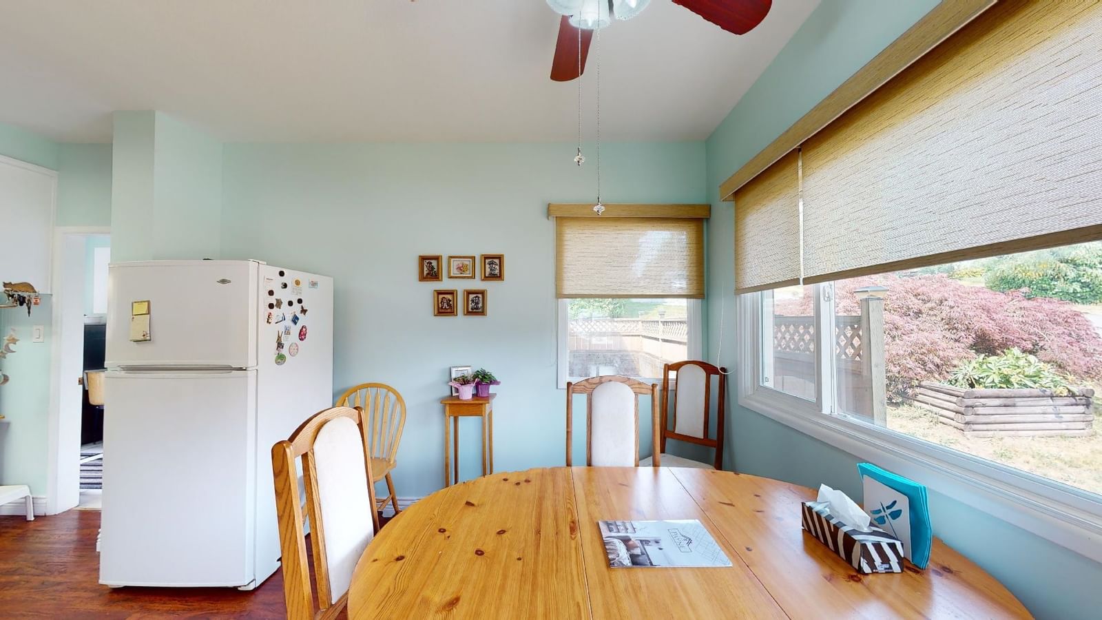 Listing Image 8