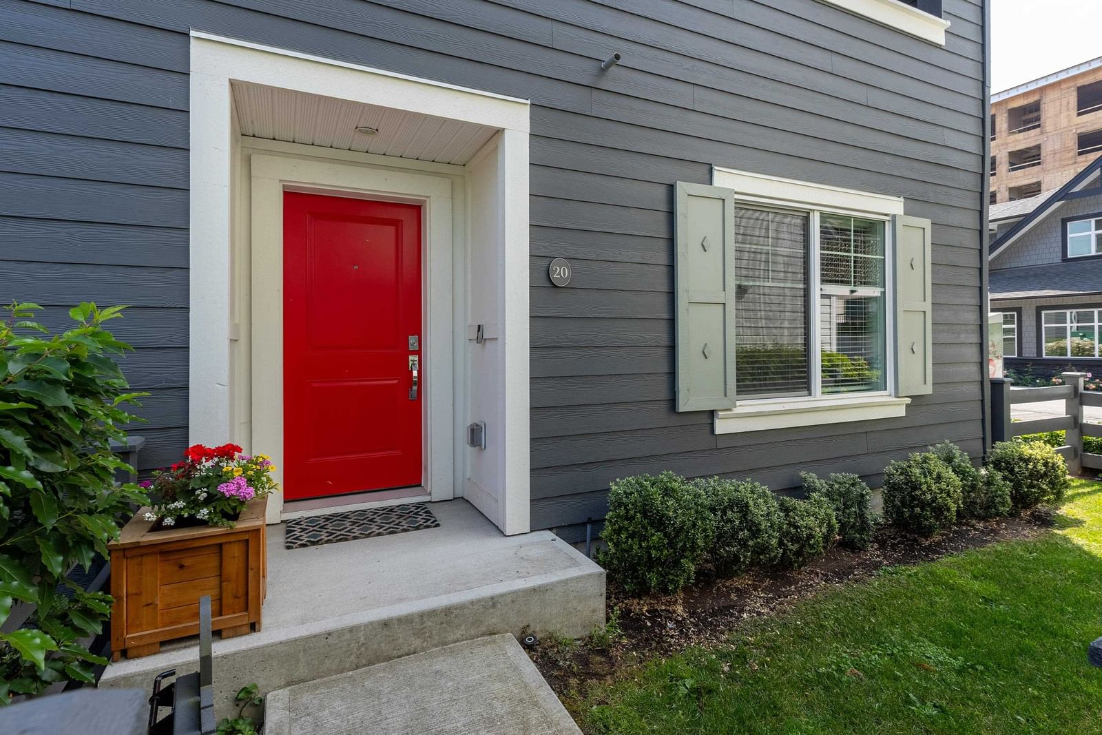 Listing Image 6