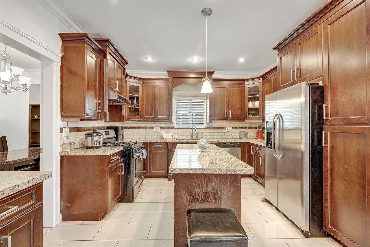 Listing Image 9